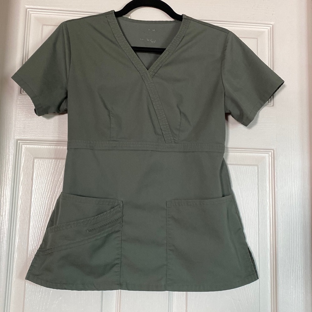 COPY - Cherokee Luxe Scrub Top